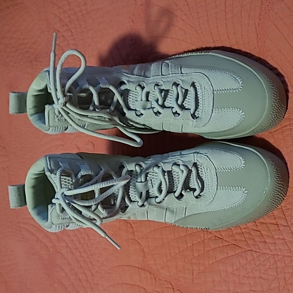 Adidas Samba Boot, halo green, size 8.5 womens (fits like 9.5)